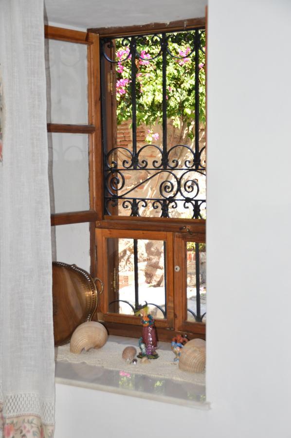 Molivos Tower Villa Mithimna Bilik gambar